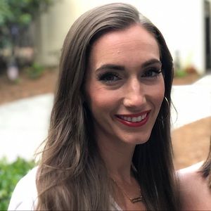 Meet your Posher, Rebecca